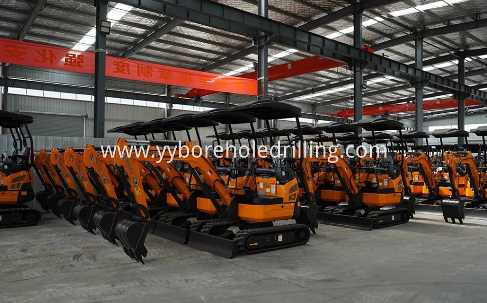 Crawler Hydraulic Farm Garden Diesel Mini Excavator Cheap Factory Price For Sale 5 Png